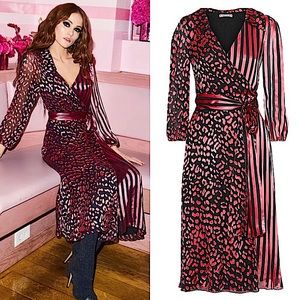 ALICE AND OLIVIA Abigail Wrap Dress In Leopard/Rose